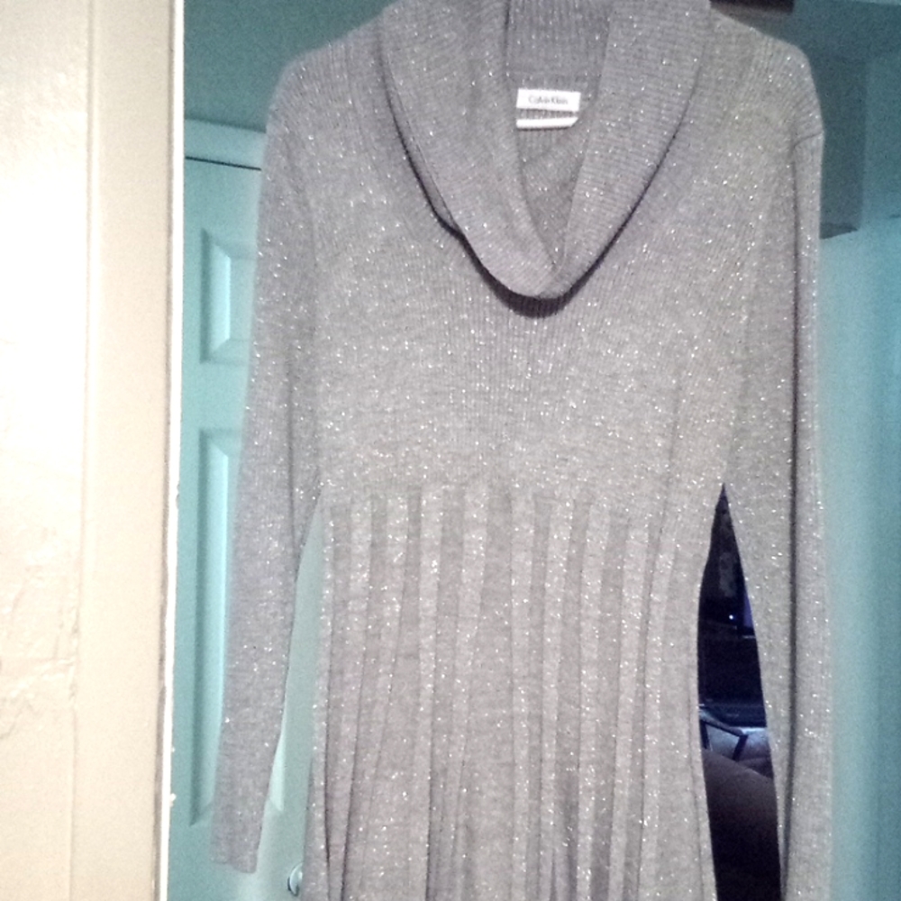 Sweater dress, very nice new without tags